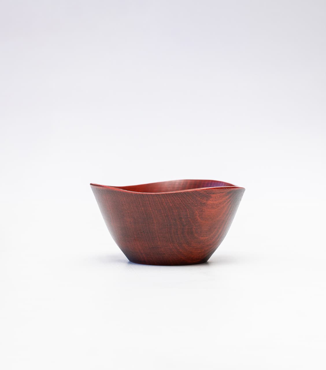 いつもの一品が映える、花びらのような山中漆器ボウル｜Rin ボウルS ベリー