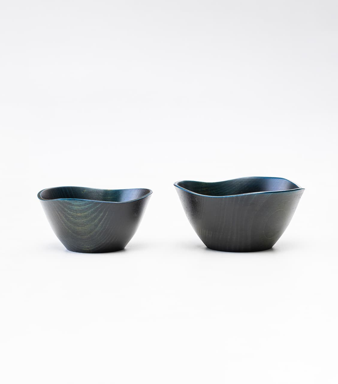 毎日のごはんが、もっと楽しみになる。花びらのような山中漆器ボウル｜Rin ボウルM オリーブ | 5枚目